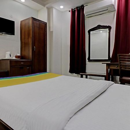Itsy Hotels Hamlets Stay Noida Exterior foto