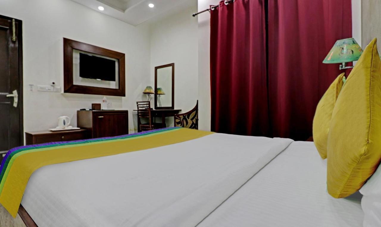 Itsy Hotels Hamlets Stay Noida Exterior foto